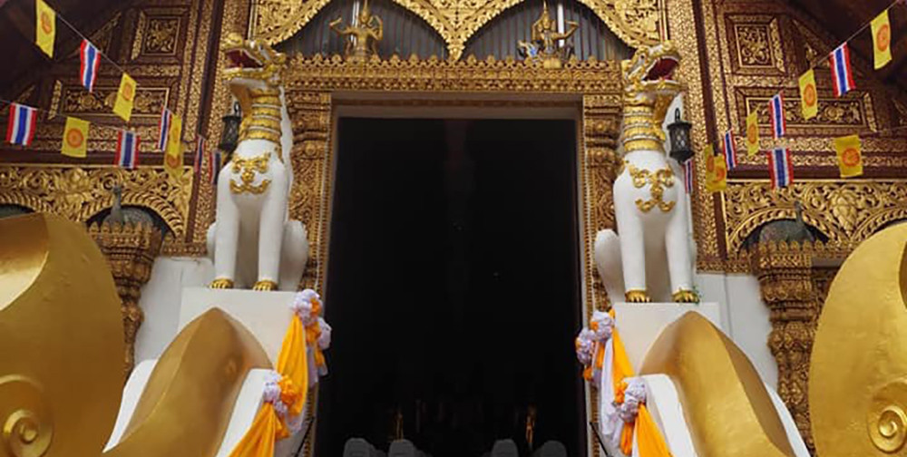 ทางเข้าวัดพระสิงห์